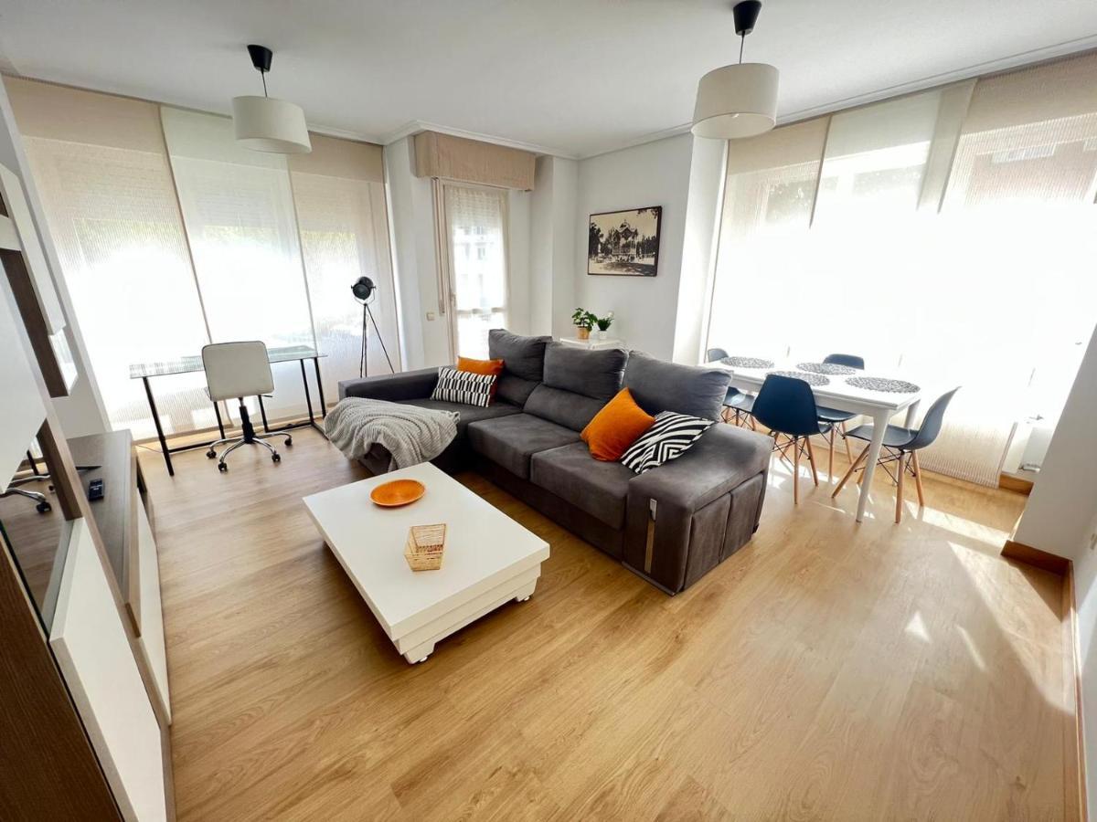 Pool And Confort 3 Habitaciones Y Garaje By Apartamentos Logrono Luaran gambar